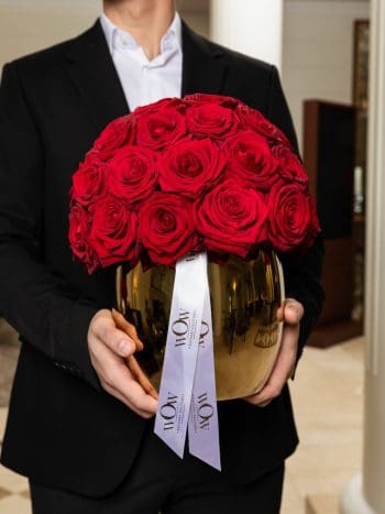 Raudonos rožės vazoje “Deluxe”